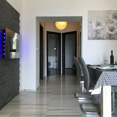 Majda Apartman